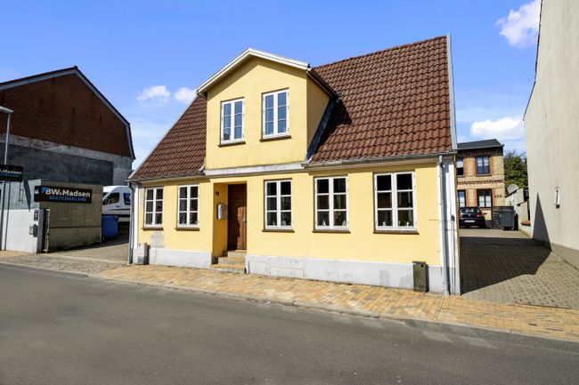 Vestergade 42, 6100 Haderslev